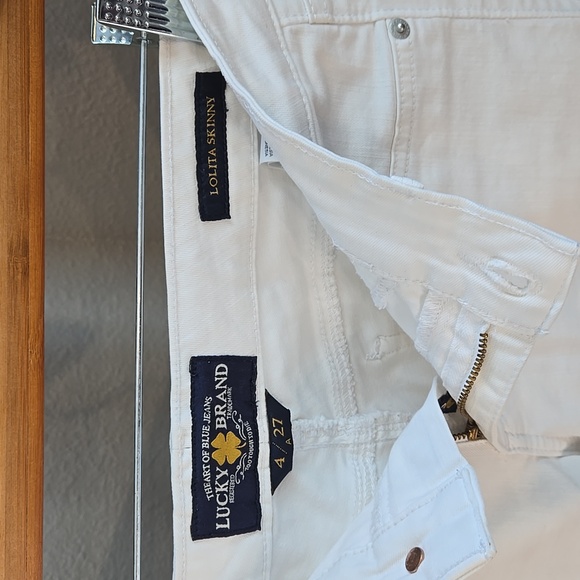 Lucky Skinny Lolita - Picture 7 of 7